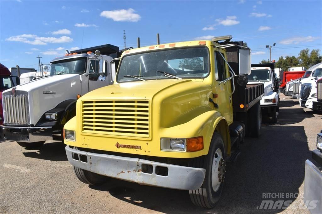 International 4900 Грузовики-Самосвалы