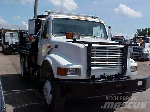 International 4900 Грузовики-Самосвалы
