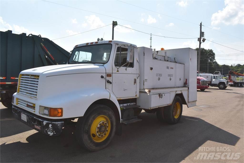 International 8200 Грузовики-цистерны