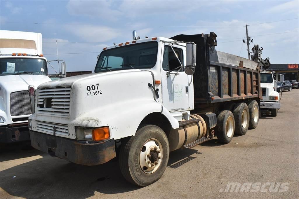International 8200 Грузовики-Самосвалы