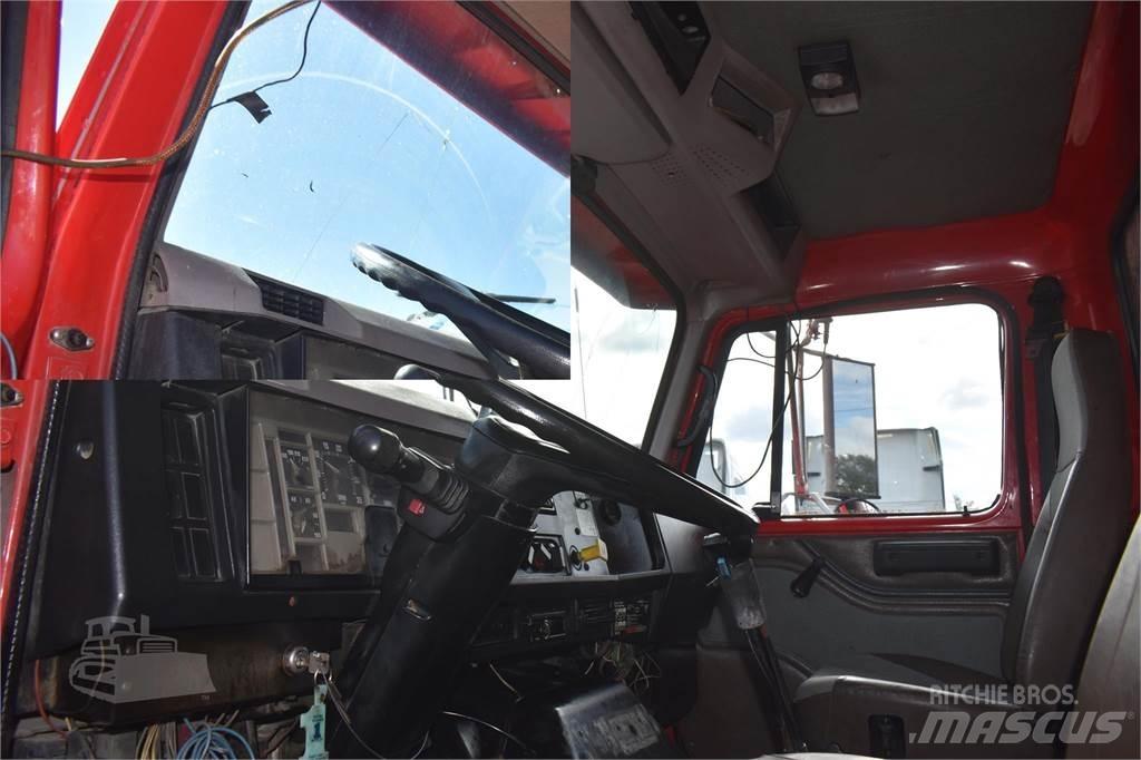 International S2600 Грузовики-Самосвалы