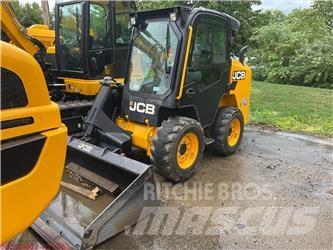 JCB 270 Мини-погрузчики