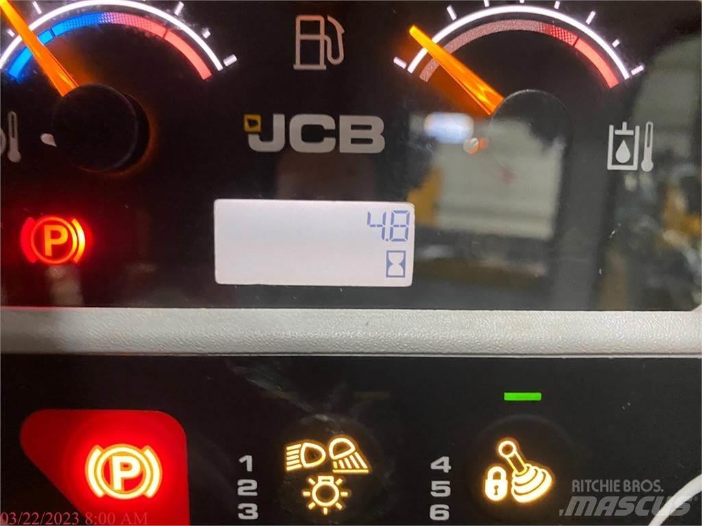 JCB 3TS-8W Мини-погрузчики
