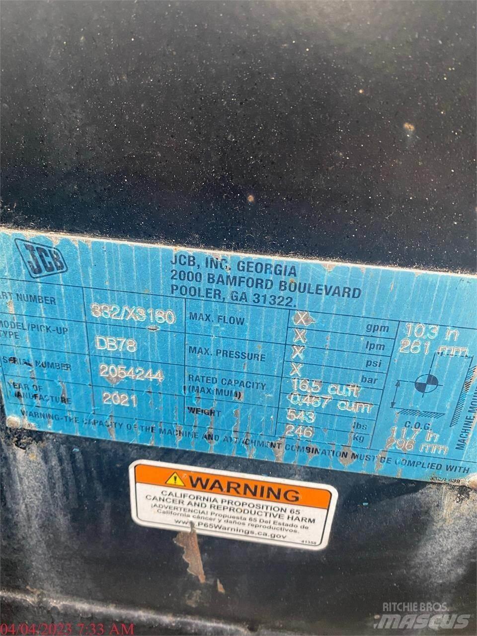 JCB 3TS-8W Мини-погрузчики