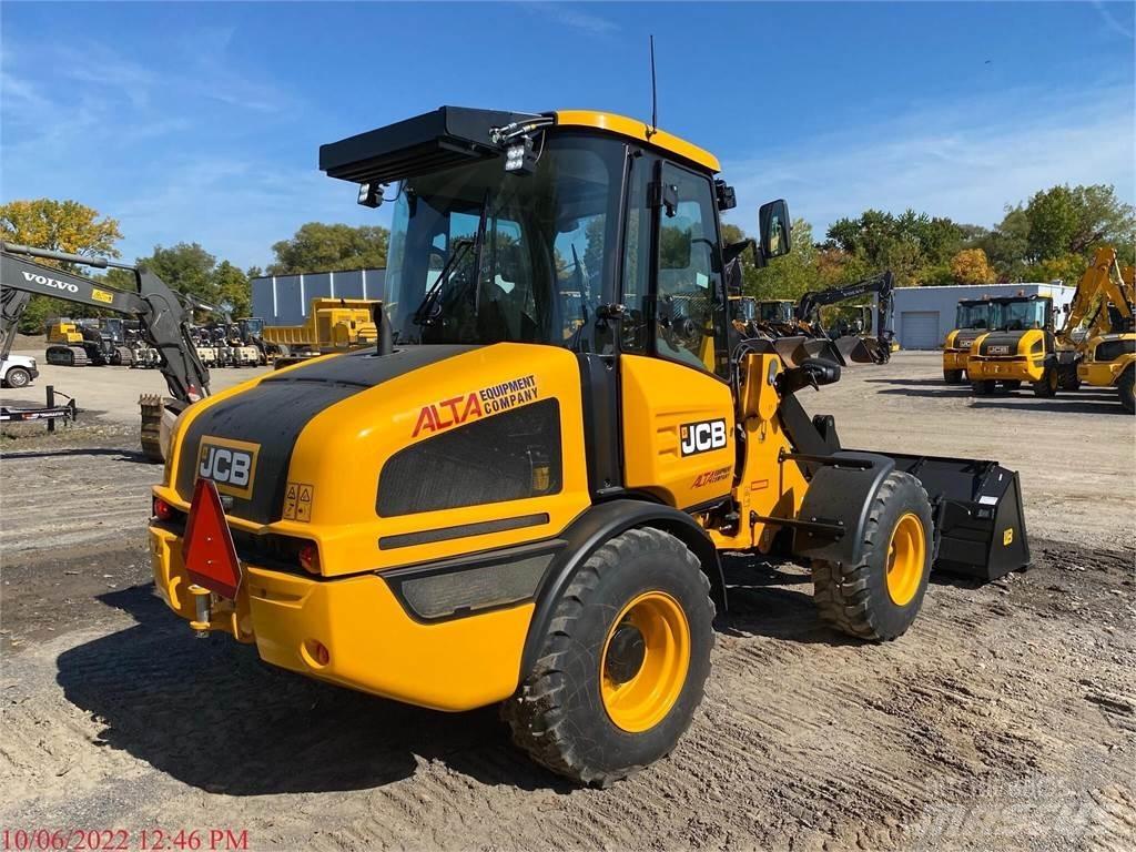 JCB 407 Фронтальные погрузчики