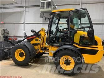 JCB 409 Фронтальные погрузчики