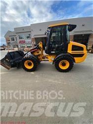 JCB 409 Фронтальные погрузчики