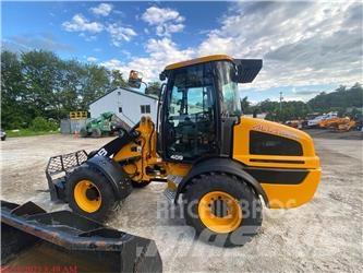 JCB 409 Фронтальные погрузчики