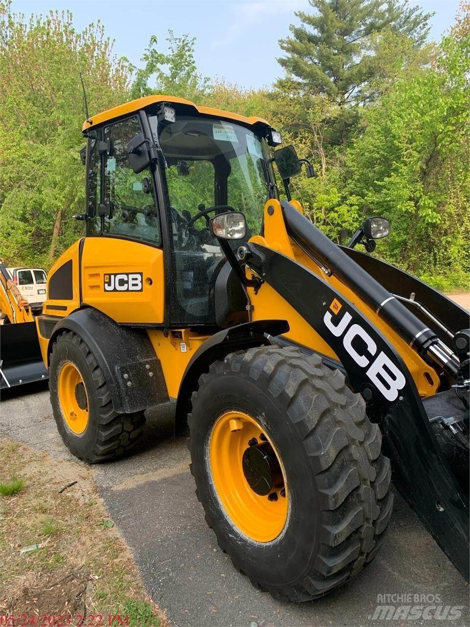 JCB 409 Фронтальные погрузчики