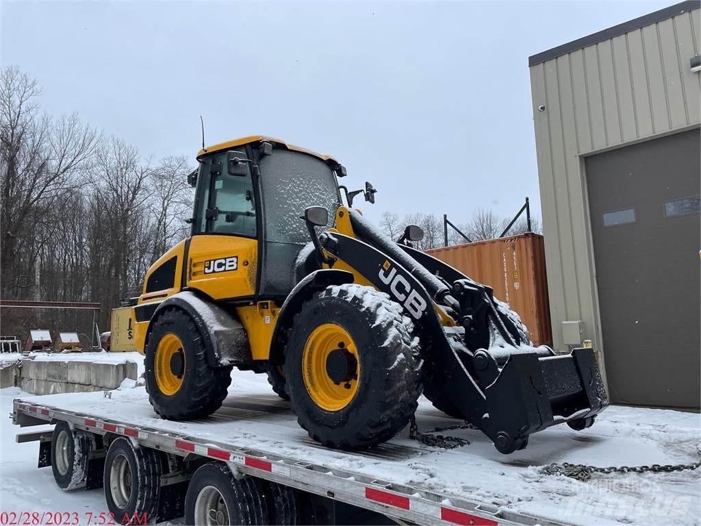 JCB 409 Фронтальные погрузчики