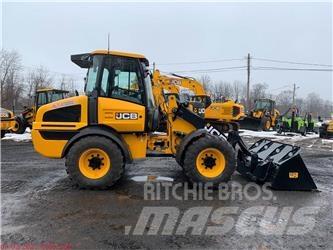 JCB 409 Фронтальные погрузчики