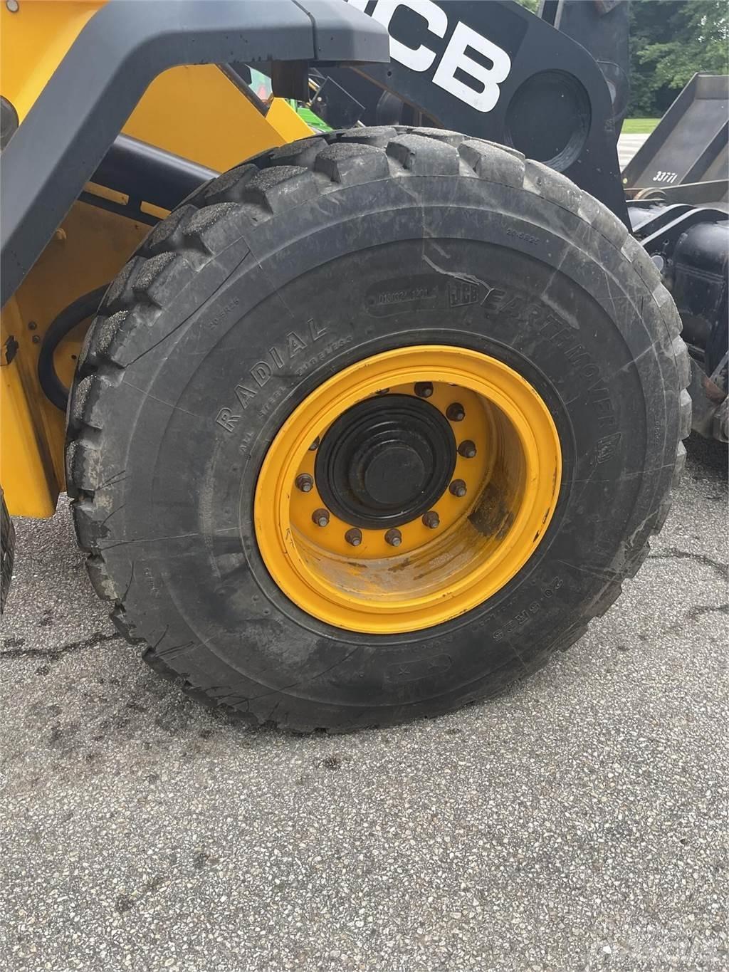 JCB 427ZX Фронтальные погрузчики