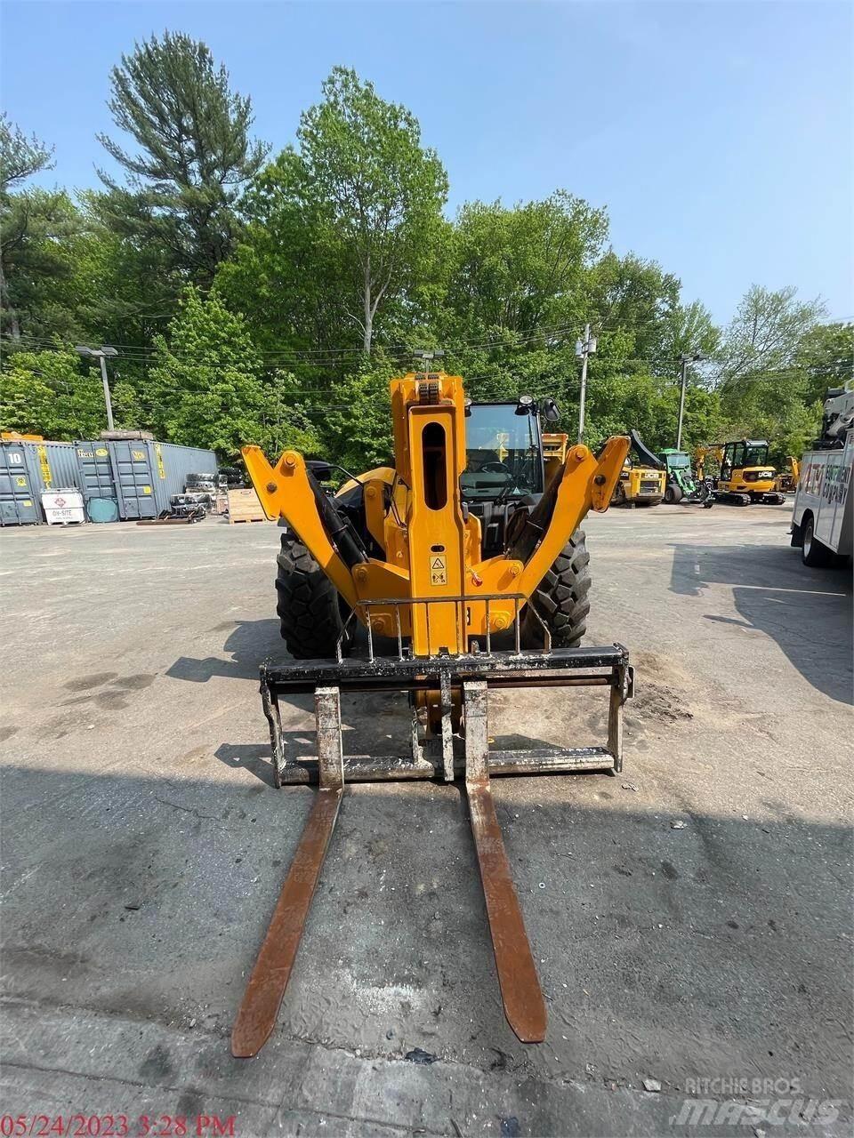 JCB 510-56 Телескопические погрузчики