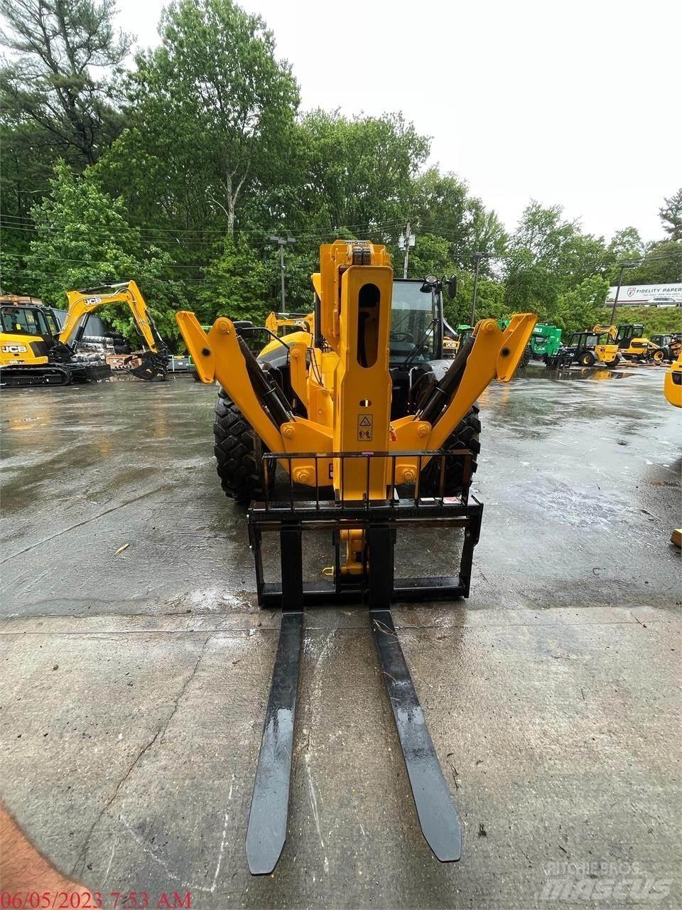 JCB 510-56 Телескопические погрузчики
