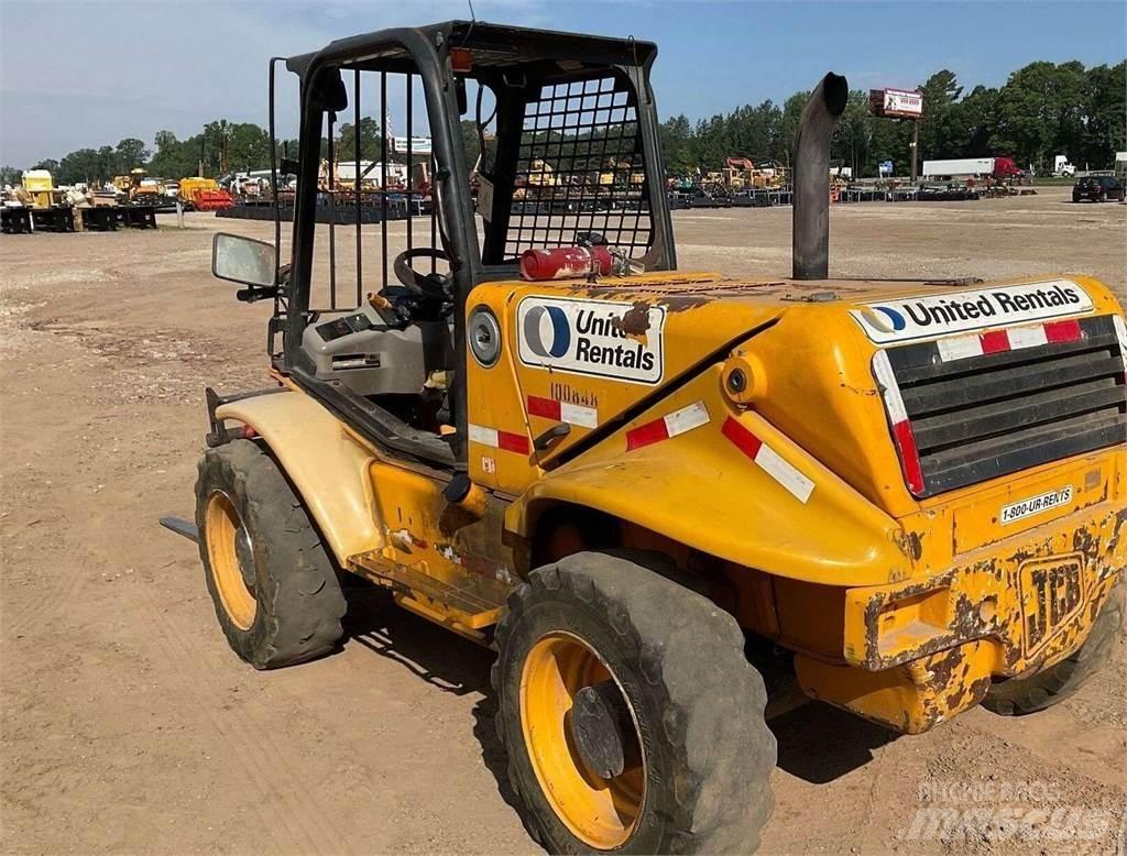 JCB 520 Телескопические погрузчики