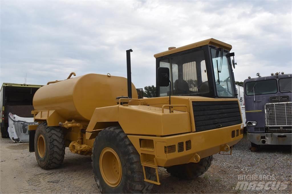 JCB 712 Поливочные машины