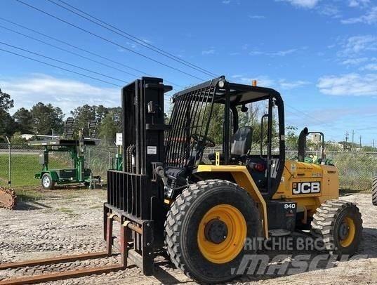 JCB 940 Внедорожные погрузчики