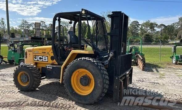 JCB 940 Внедорожные погрузчики