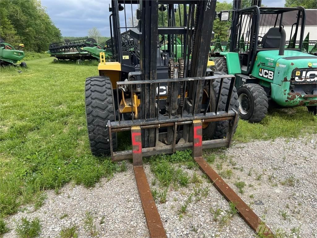 JCB 940 Внедорожные погрузчики