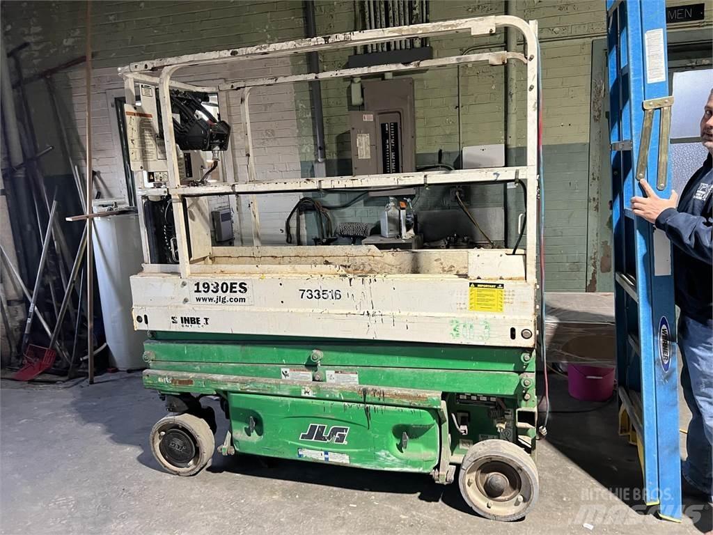 JLG 1930ES Ножничные подъемники