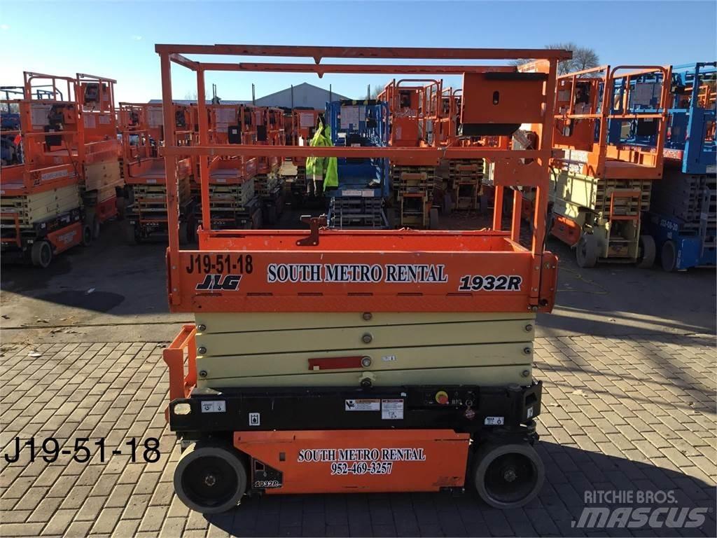 JLG 1932R Ножничные подъемники