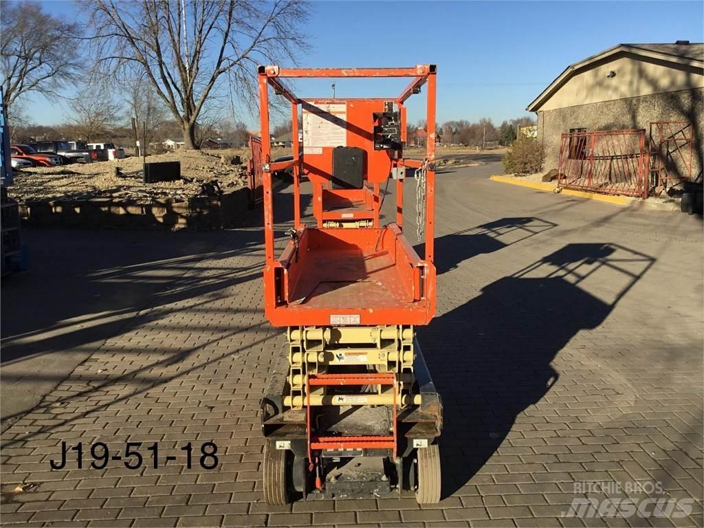 JLG 1932R Ножничные подъемники