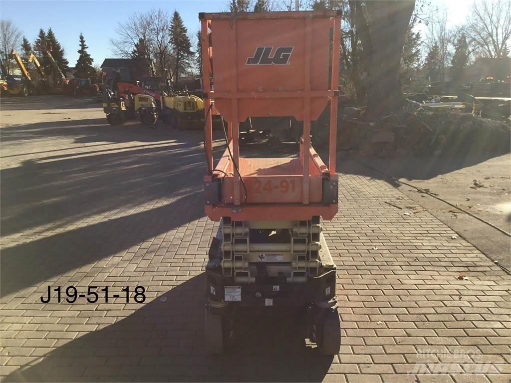 JLG 1932R Ножничные подъемники