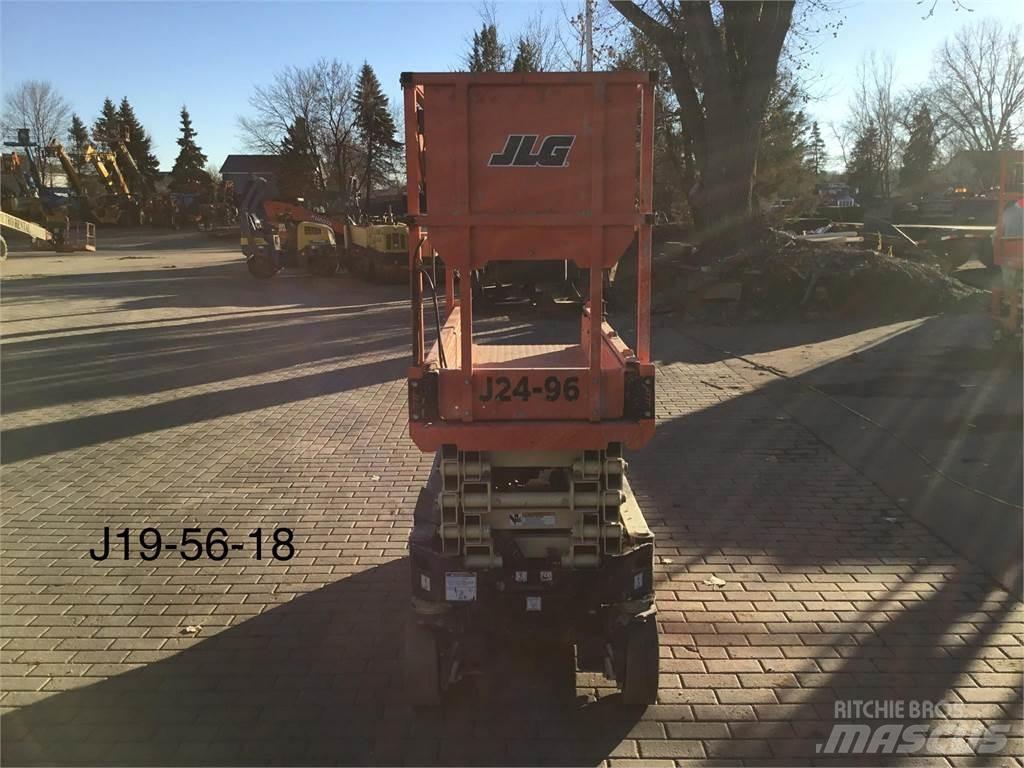 JLG 1932R Ножничные подъемники