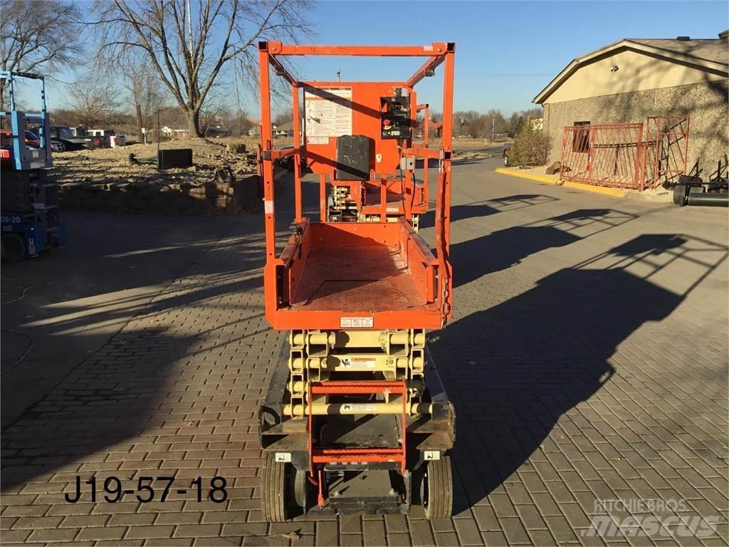 JLG 1932R Ножничные подъемники