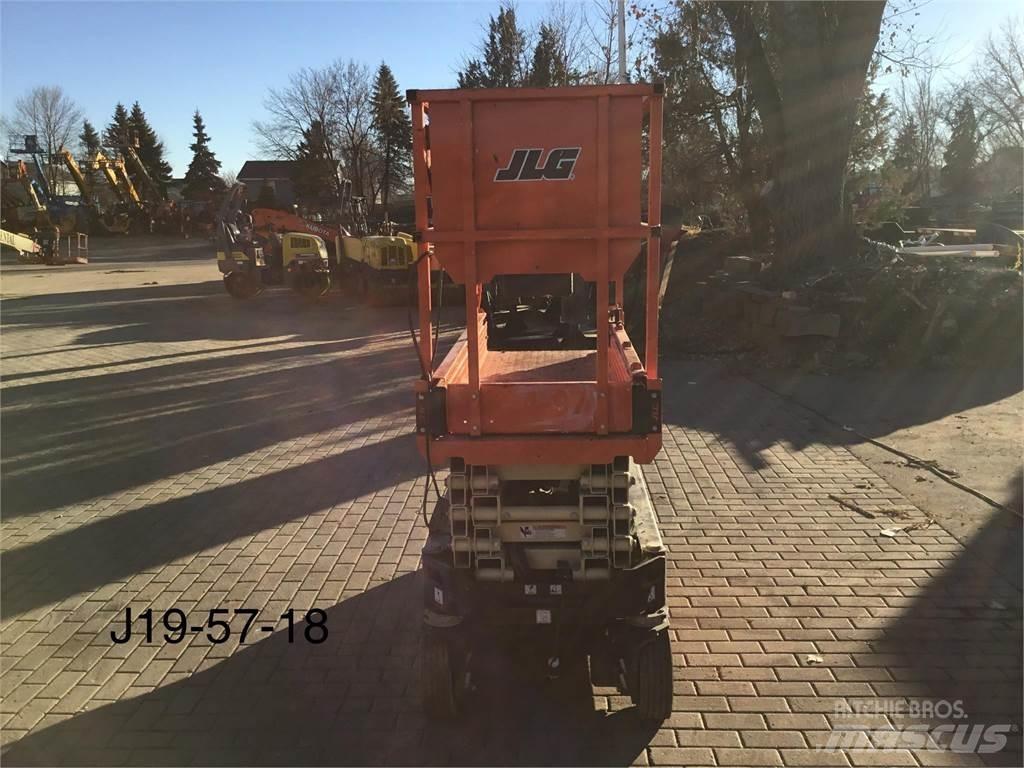JLG 1932R Ножничные подъемники