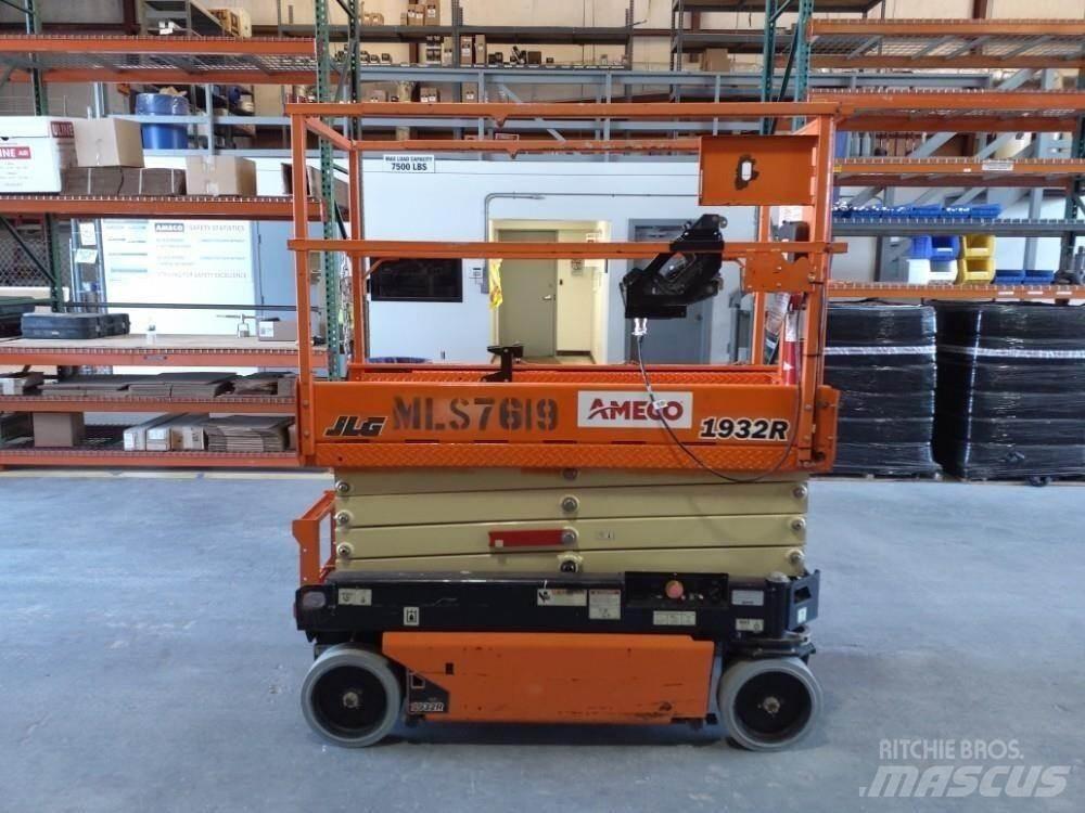 JLG 1932R Ножничные подъемники