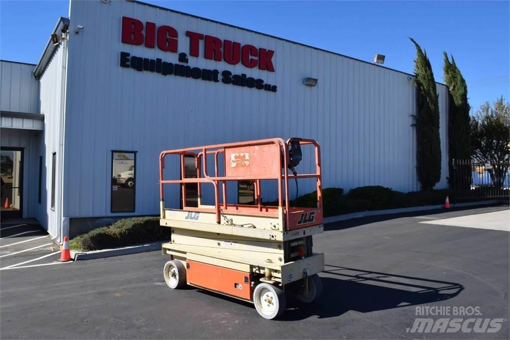JLG 2033E Ножничные подъемники