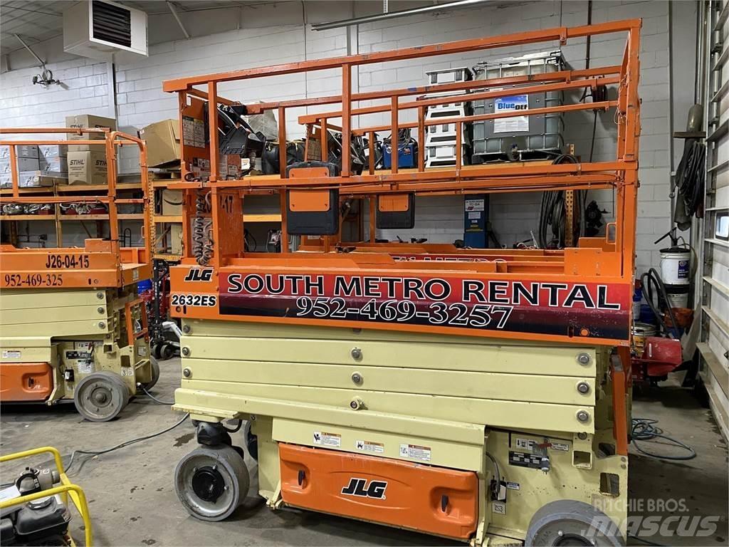 JLG 2632ES Ножничные подъемники