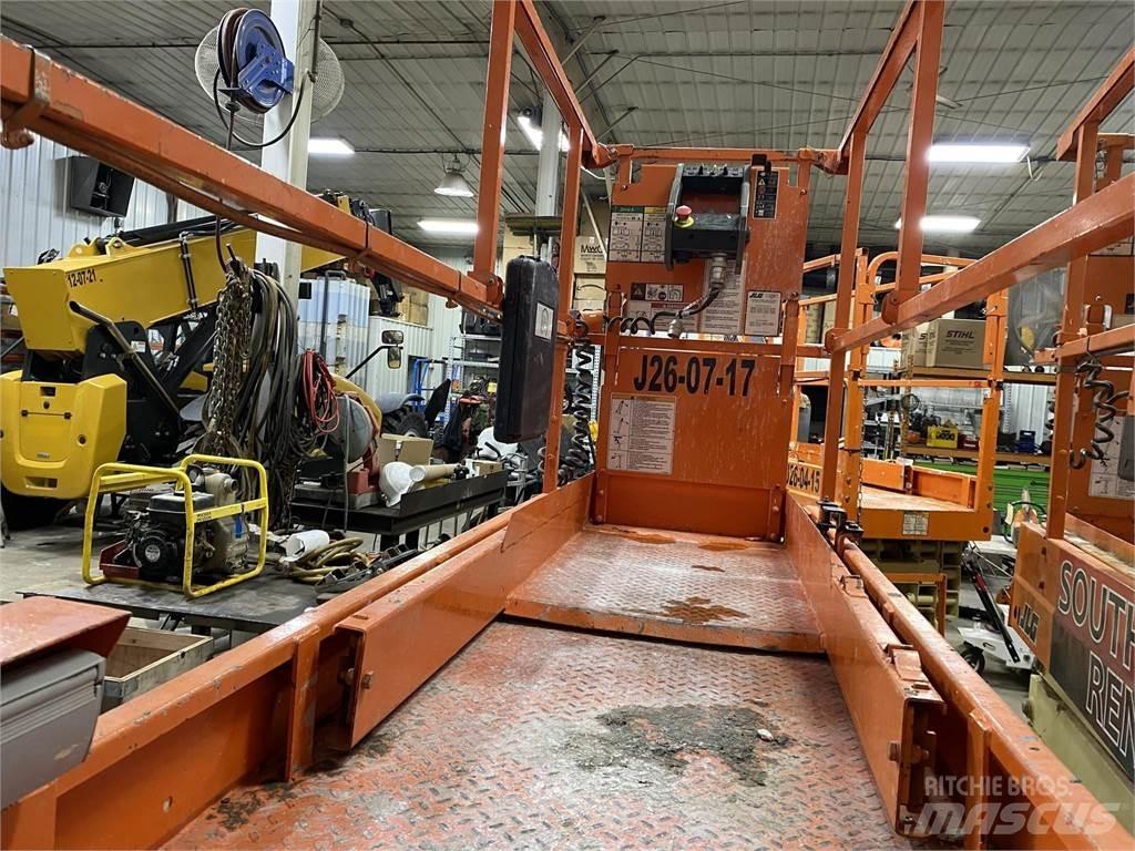 JLG 2632ES Ножничные подъемники