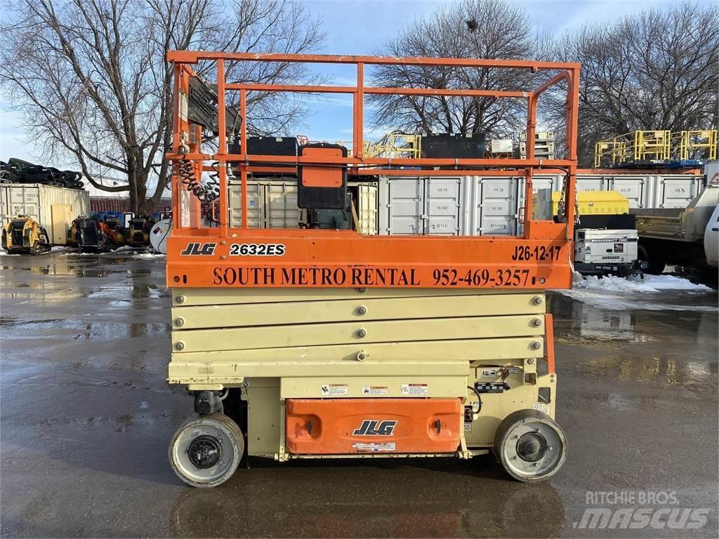 JLG 2632ES Ножничные подъемники