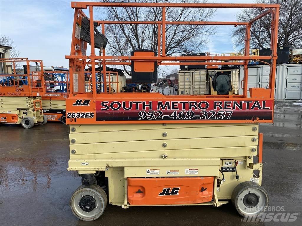 JLG 2632ES Ножничные подъемники