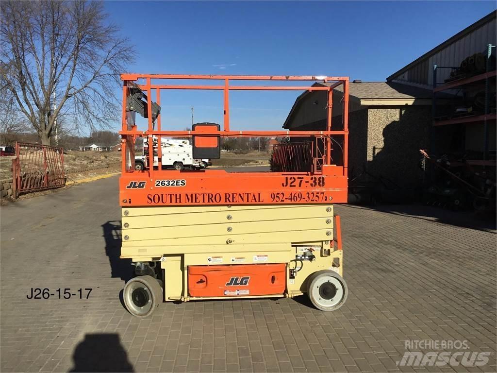 JLG 2632ES Ножничные подъемники
