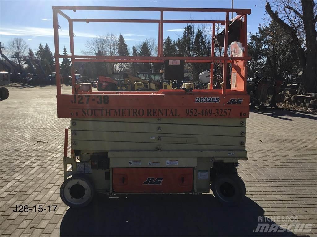 JLG 2632ES Ножничные подъемники