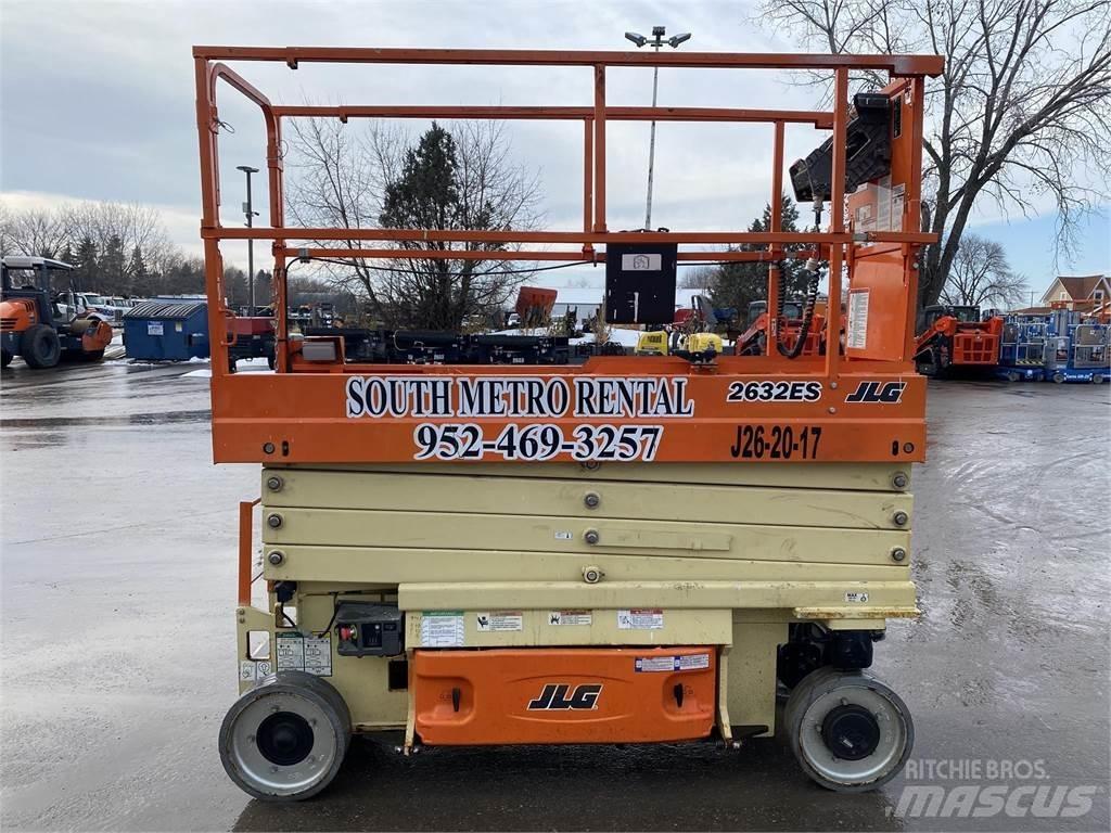 JLG 2632ES Ножничные подъемники