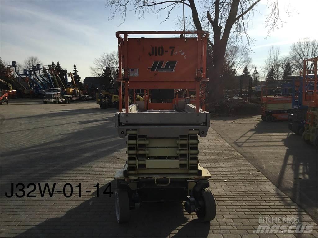 JLG 3246ES Ножничные подъемники
