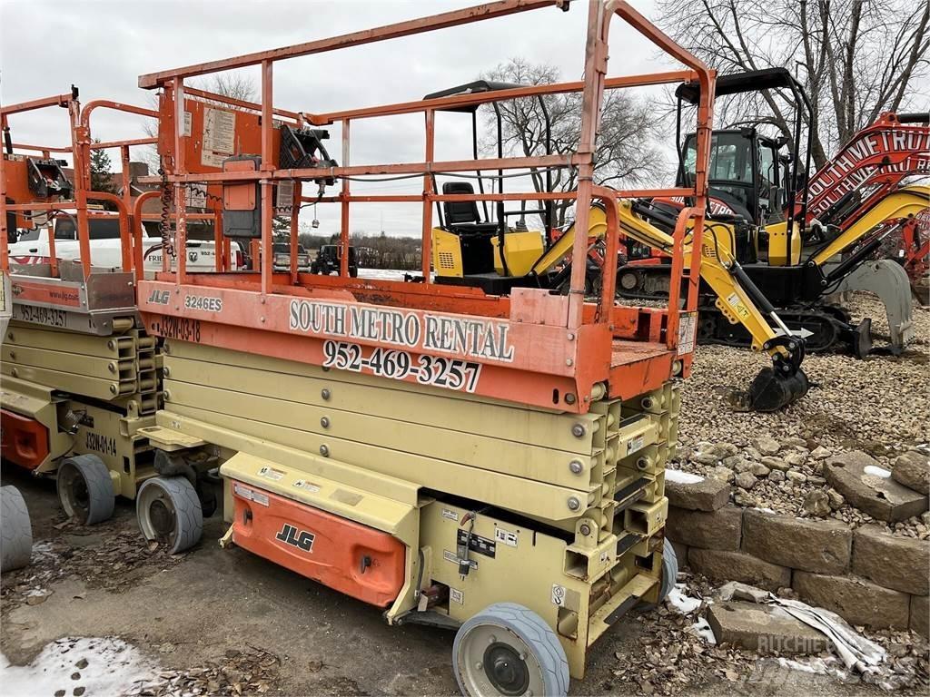JLG 3246ES Ножничные подъемники