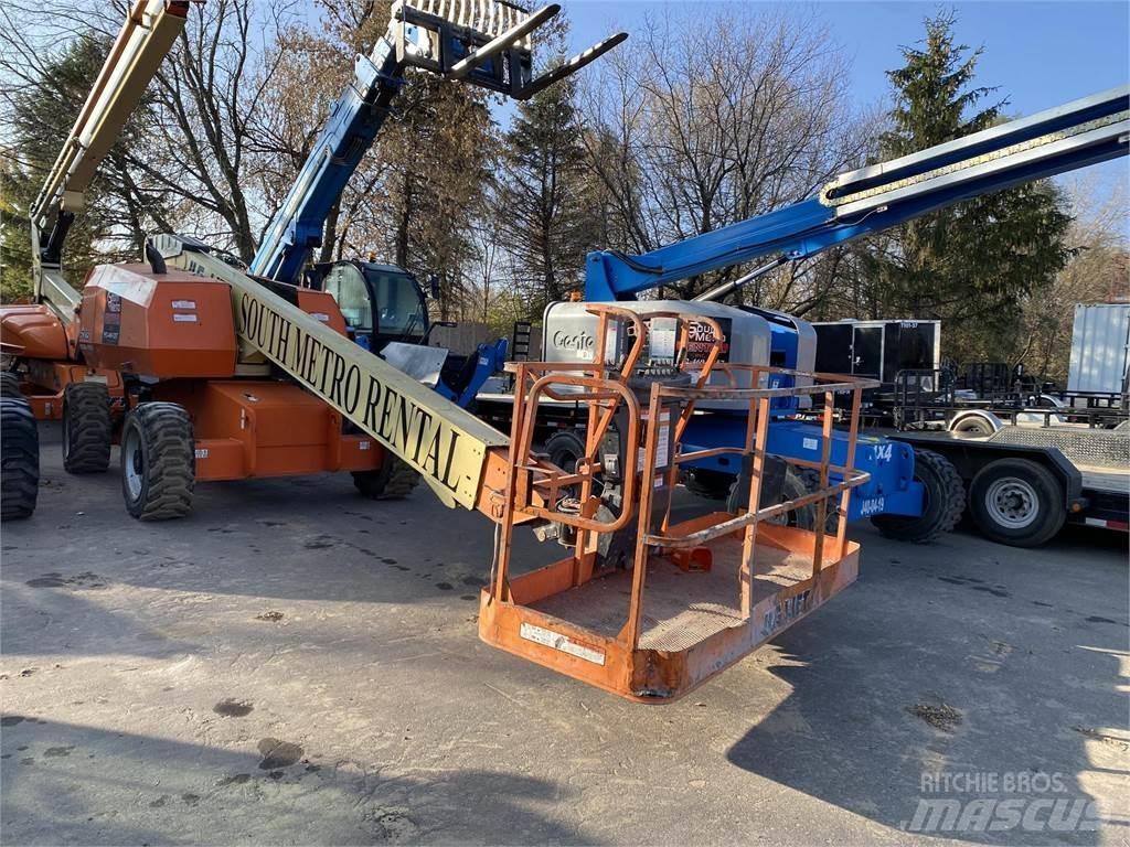 JLG 600S Телескопические подъемники