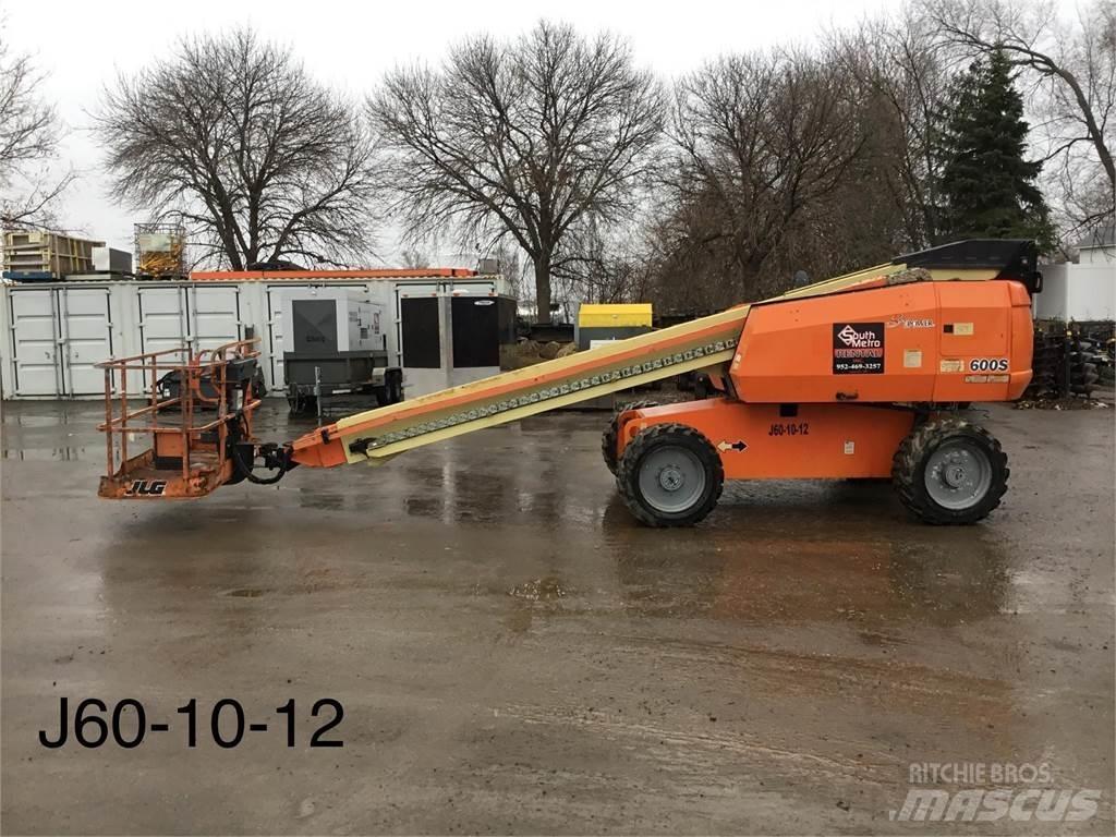 JLG 600S Телескопические подъемники