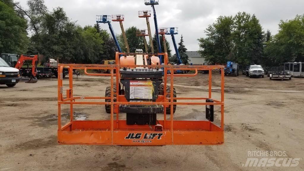 JLG 600S Телескопические подъемники
