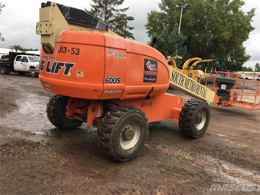 JLG 600S Телескопические подъемники