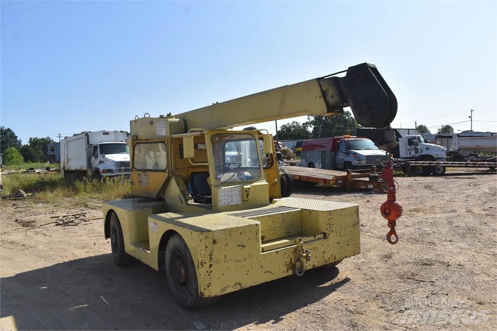 JLG 886D Автокраны вездеходы