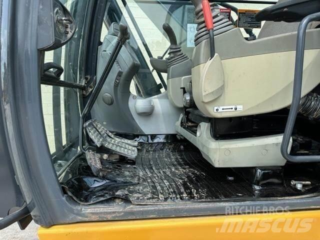 John Deere 210G LC Гусеничные экскаваторы