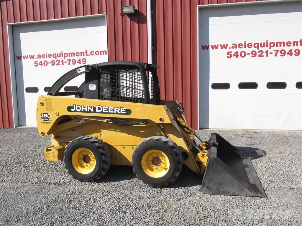 John Deere 260 II Мини-погрузчики