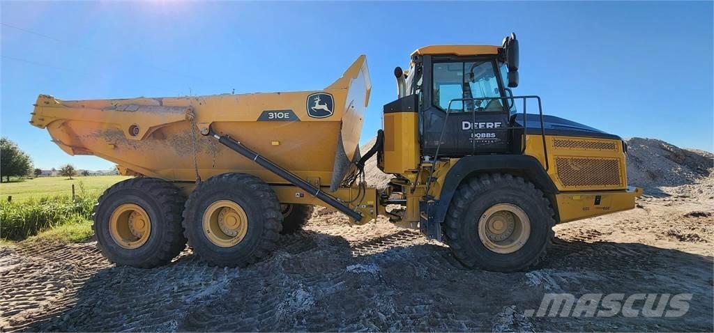 John Deere 310E Шарнирно-сочленённые самосвалы