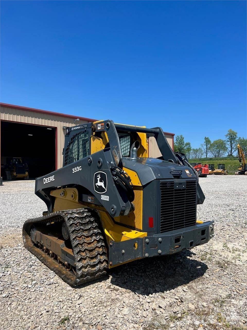 John Deere 333G Мини-погрузчики